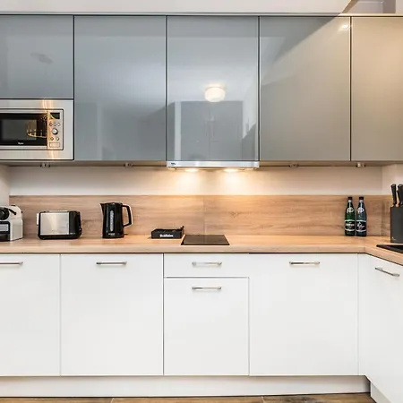Rent Like - Apartament Koło Brzegu Iv