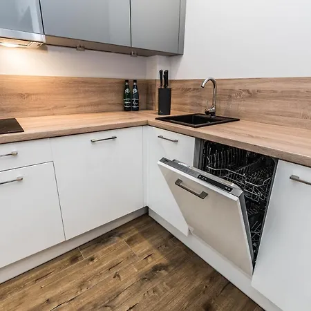 Rent Like - Apartament Koło Brzegu Iv *